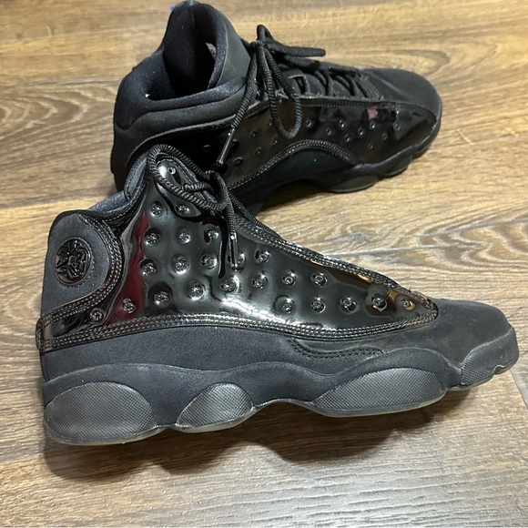 Jordan retro 13 cap and gown size 7Y - Picture 5 of 15